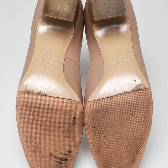 Valentino Beige Leather Mid Heel Ankle Wrap Pump Size 9.5/40 - Picture 3 of 5